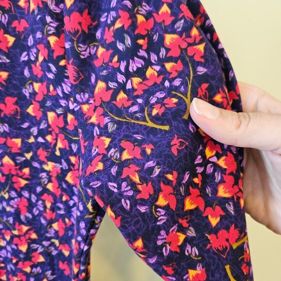 LuLaRoe Nicole Dress, Size Medium Fall Leaves Print Circle Skirt Scoop Neck - Picture 4 of 6
